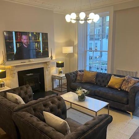 Flat In The Heart Of Holland Park Apartment Londra Exterior foto