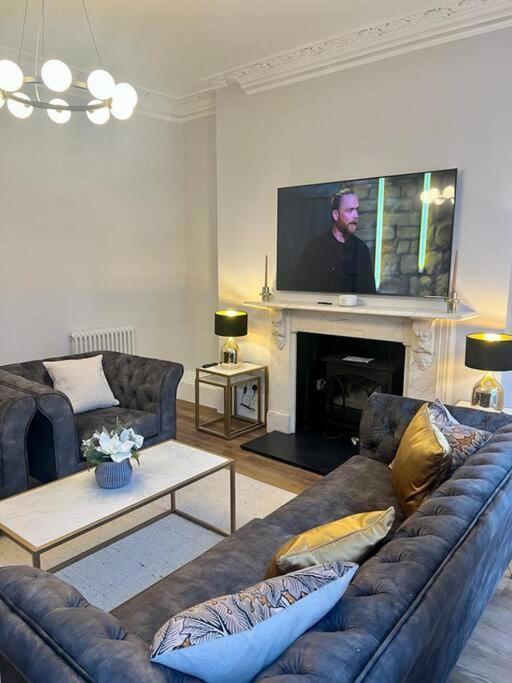 Flat In The Heart Of Holland Park Apartment Londra Exterior foto
